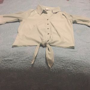 Mid sleeve button down top